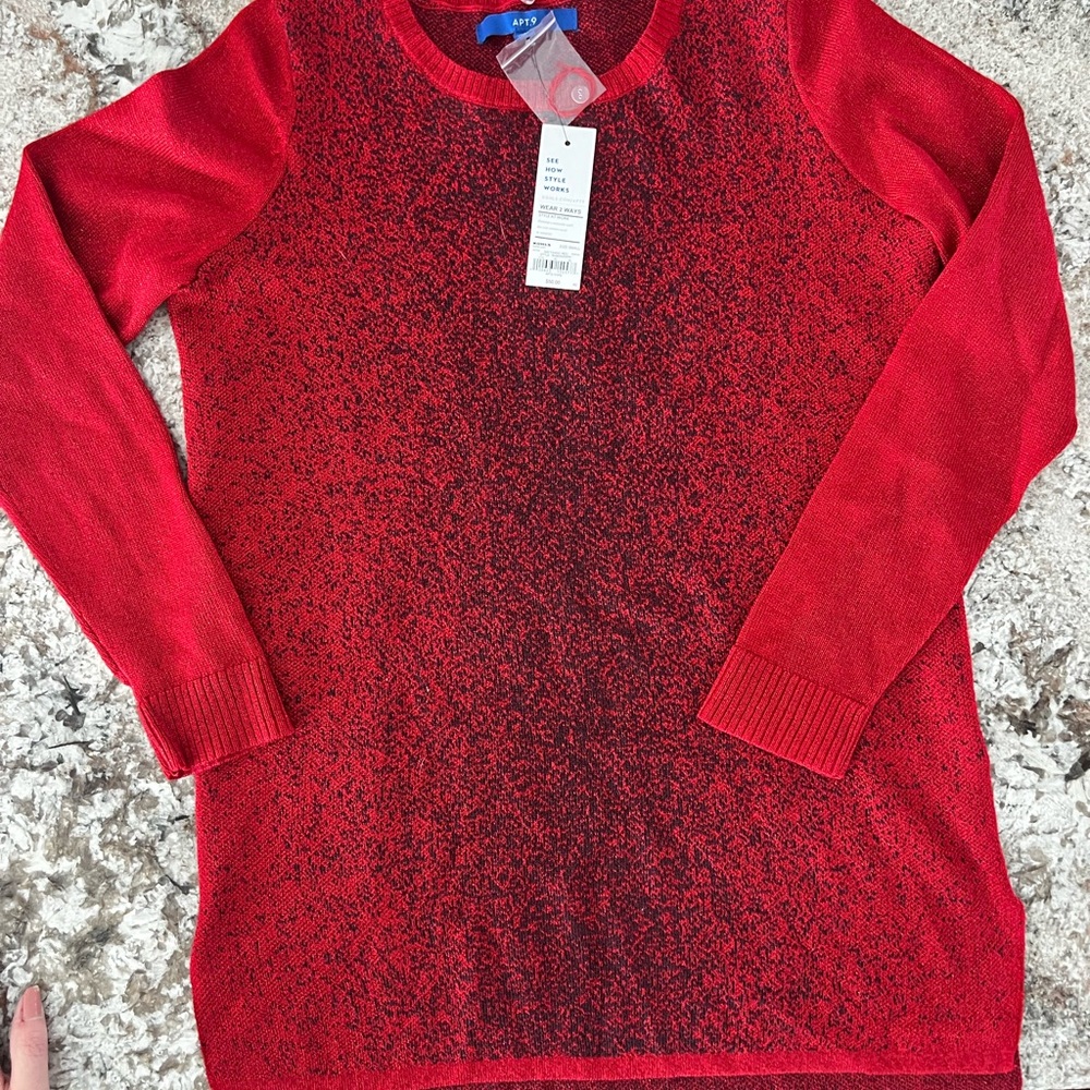 NWT APT. 9 Women’s Red Knit Sweater – Size Small Metallic coloring